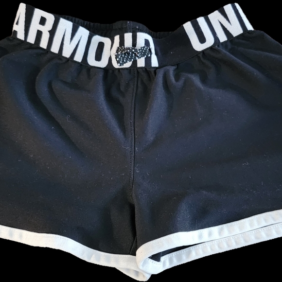 💥3 for $20💥 Youth / Kids Small Black Under Armour Shorts - Picture 3 of 5